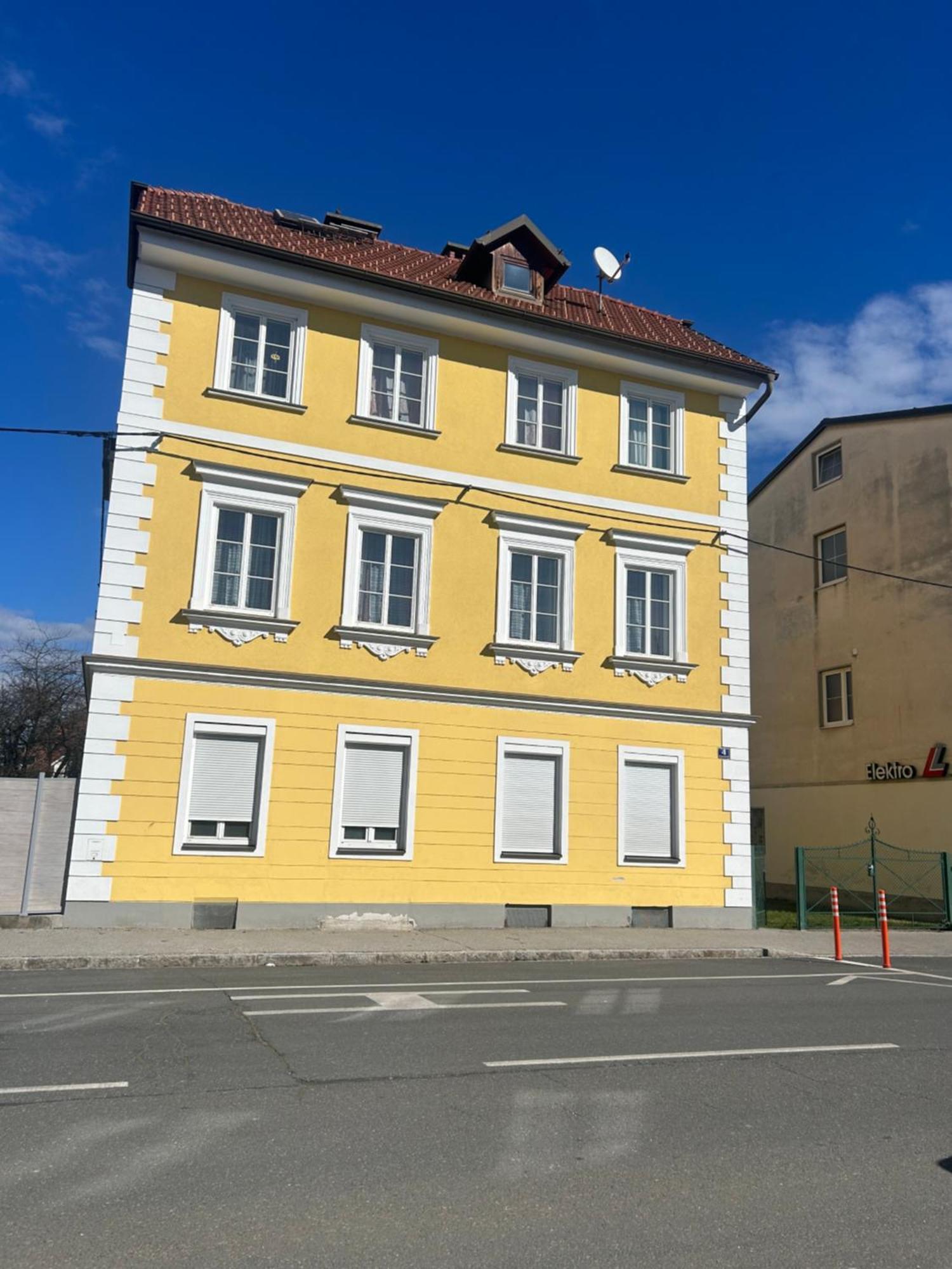 Grosse Ferienwohnung Клагенфурт Екстериор снимка