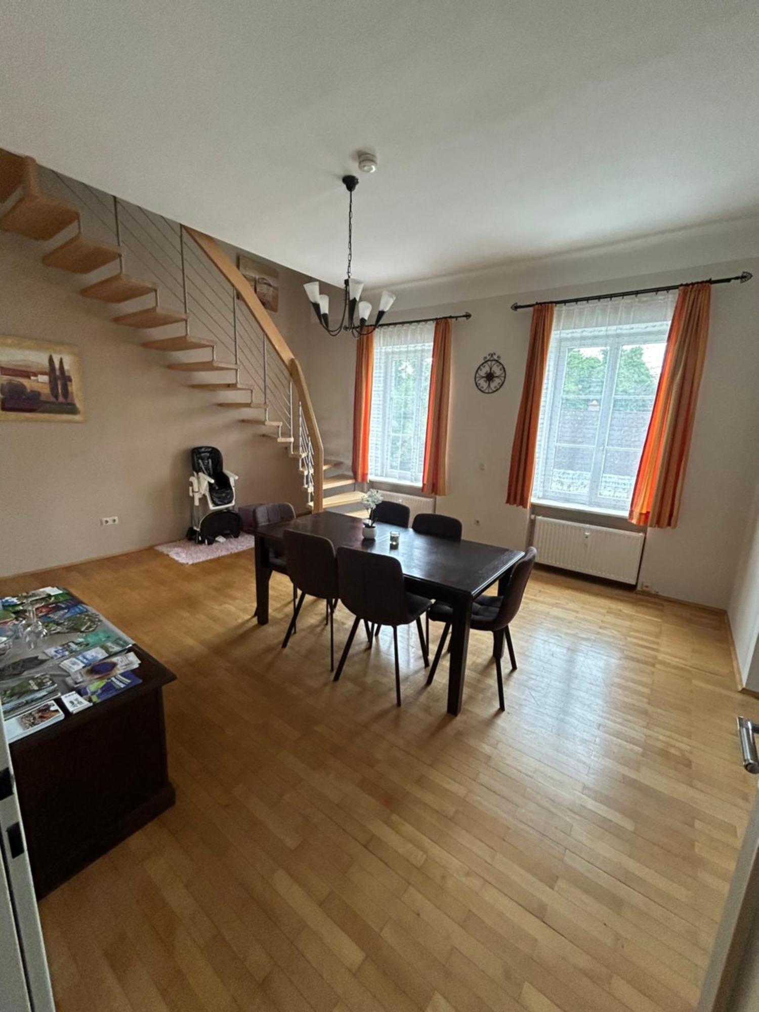 Grosse Ferienwohnung Клагенфурт Екстериор снимка